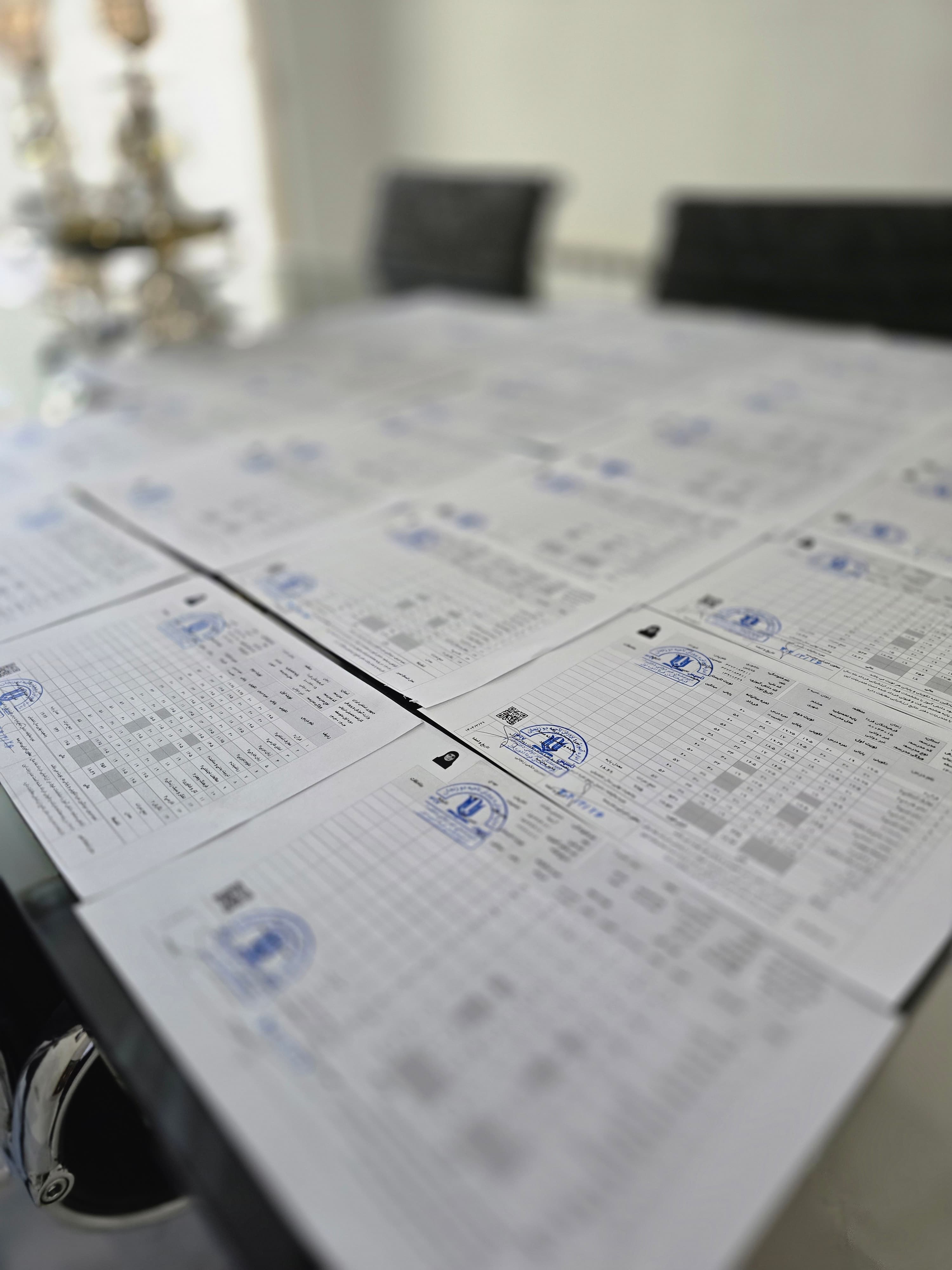 🎓 تحویل کارنامهها و لوحهای تقدیر در مدارس فرهیختگان فردا 🌟